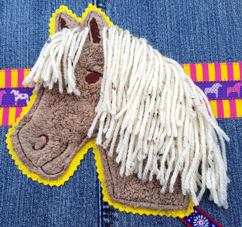 Stickdatei Bella Schmusepony